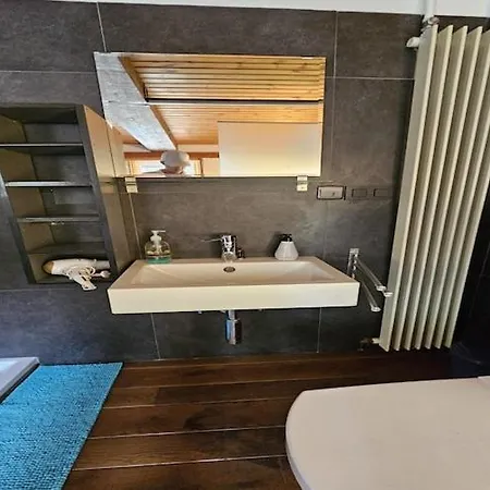 In Belgium With Lush Garden Retreat, Cleaning Included Dom wakacyjny *